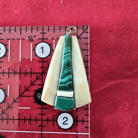 Vintage Malachite and Agate Pendant - Picture 4 of 4